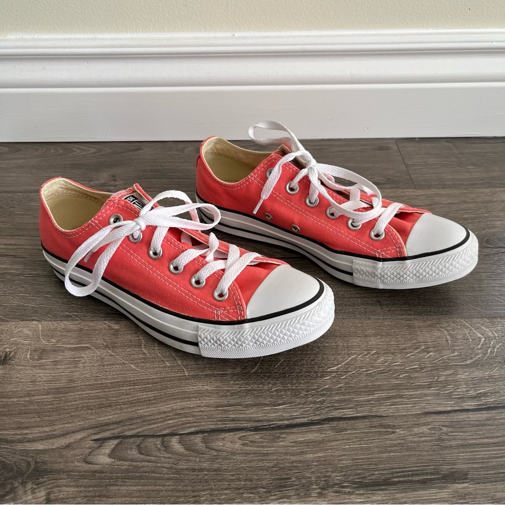 Converse Chuck Taylor Unisex Low Top Shoe